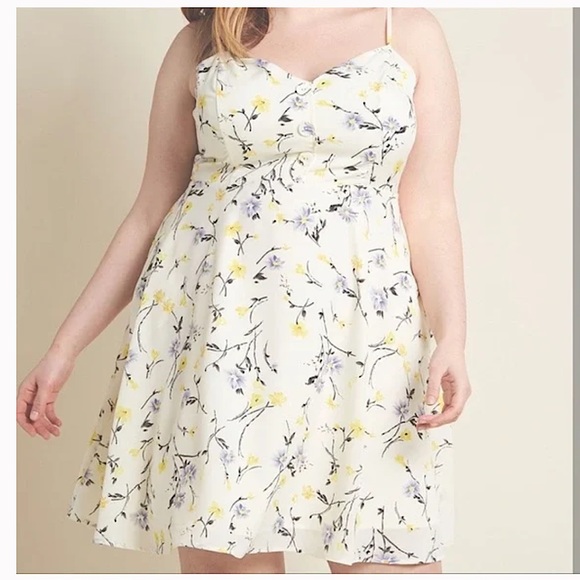 ModCloth Ivory & Yellow Floral Sundress Size: 2X - Picture 2 of 9
